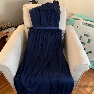 David’s bridal blue one shoulder bridesmaid dress